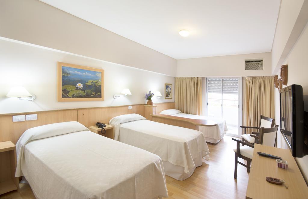 Los Tilos Hotel Y Spa By Cph Вила Карлос Пас Екстериор снимка
