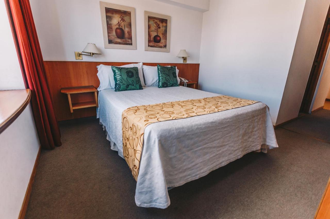 Los Tilos Hotel Y Spa By Cph Вила Карлос Пас Екстериор снимка